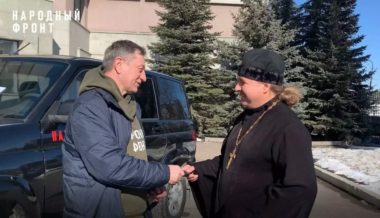 Налоговая служба Башкирии передала автомобиль полковому священнику в зону СВО