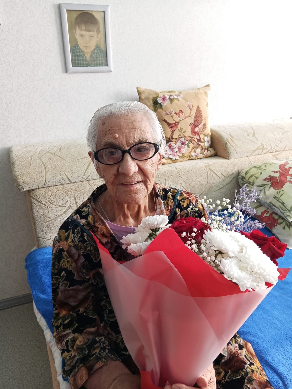 Уфимский ветеран отметила 100-летие